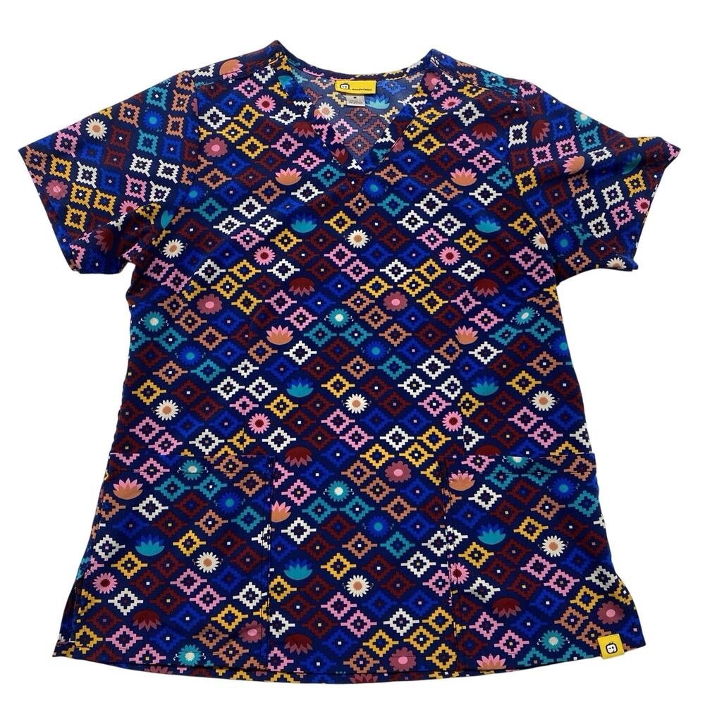 WonderWink Scrub Top Aztec Print Size Medium